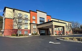 Best Western Plus Harrisburg East Inn